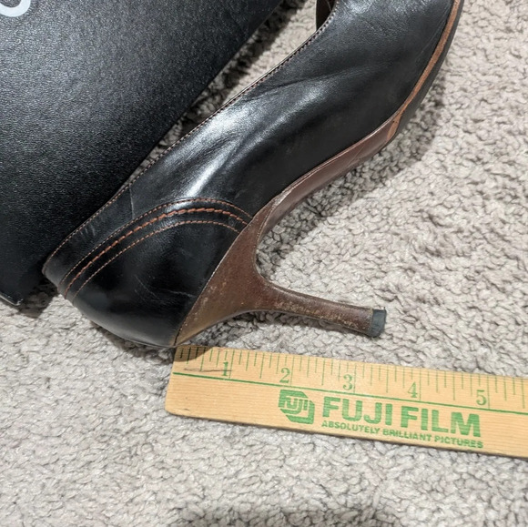 Chanel Heels Black Size 40 Classic Mary Jane Pump - Picture 10 of 10